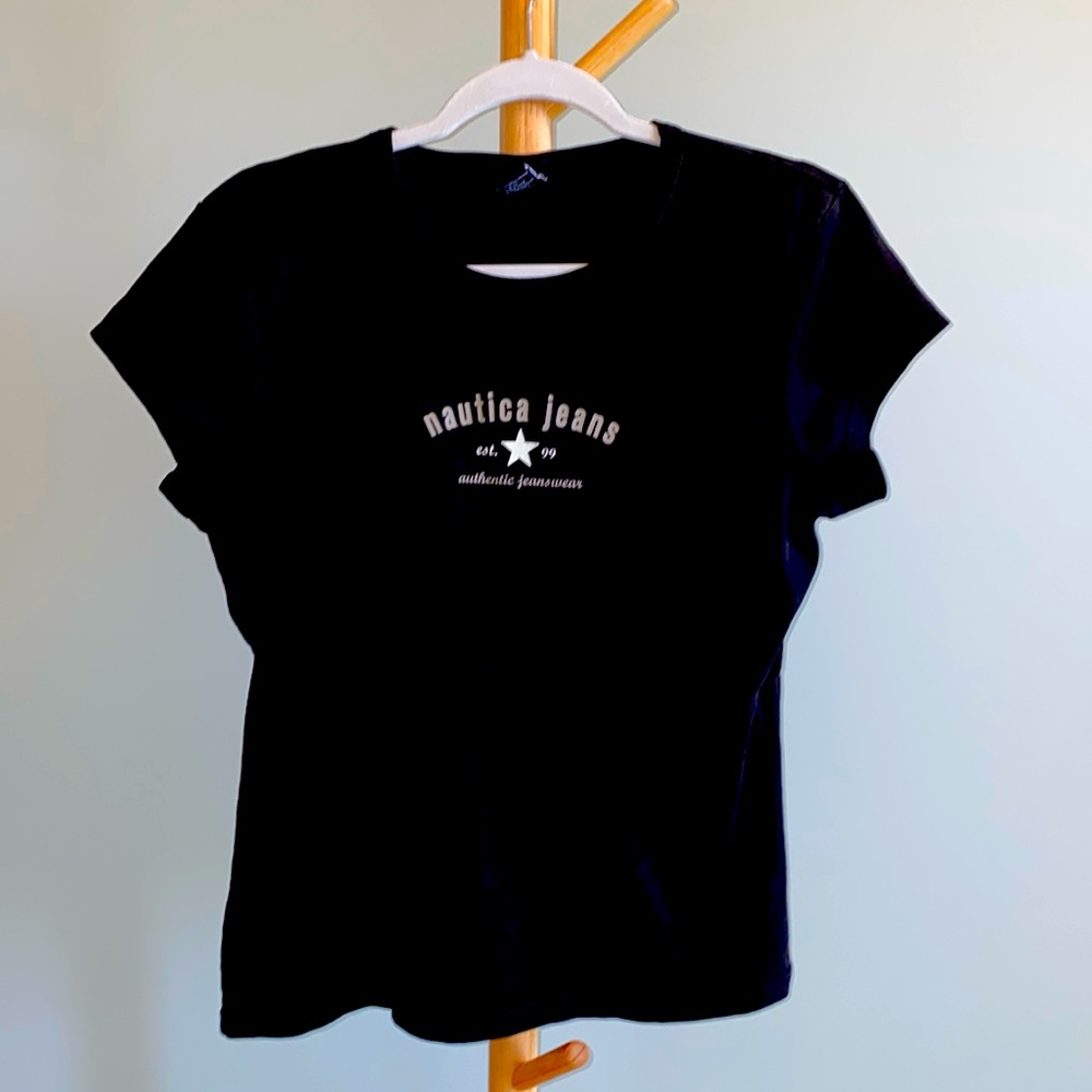Women’s nautica jeans, vintage T-shirt